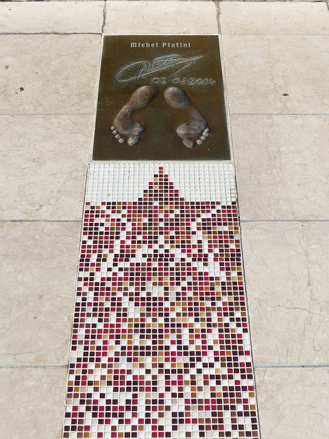 还有多年积 还有多年积